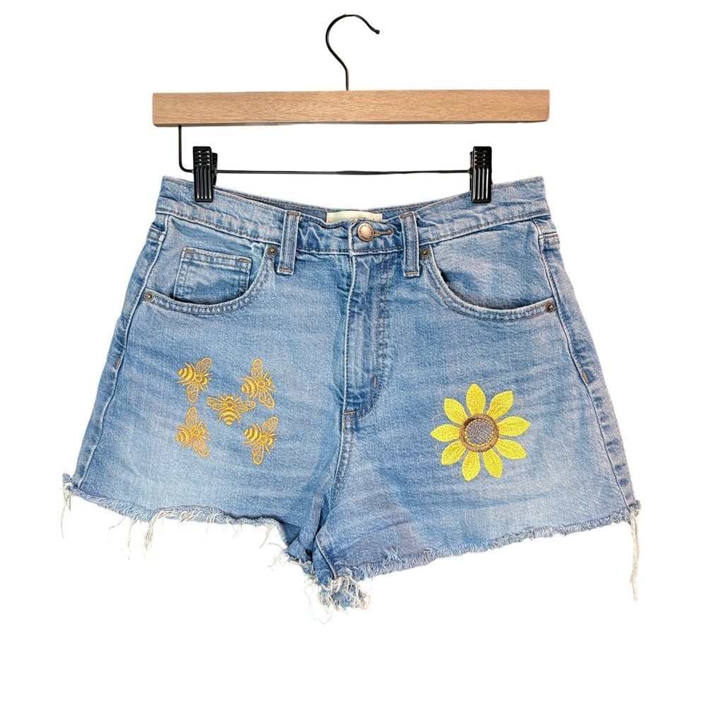 Universal Thread Custom Made 90s Cutoff Shorts Women 6 Sunflower Bee Embroidered